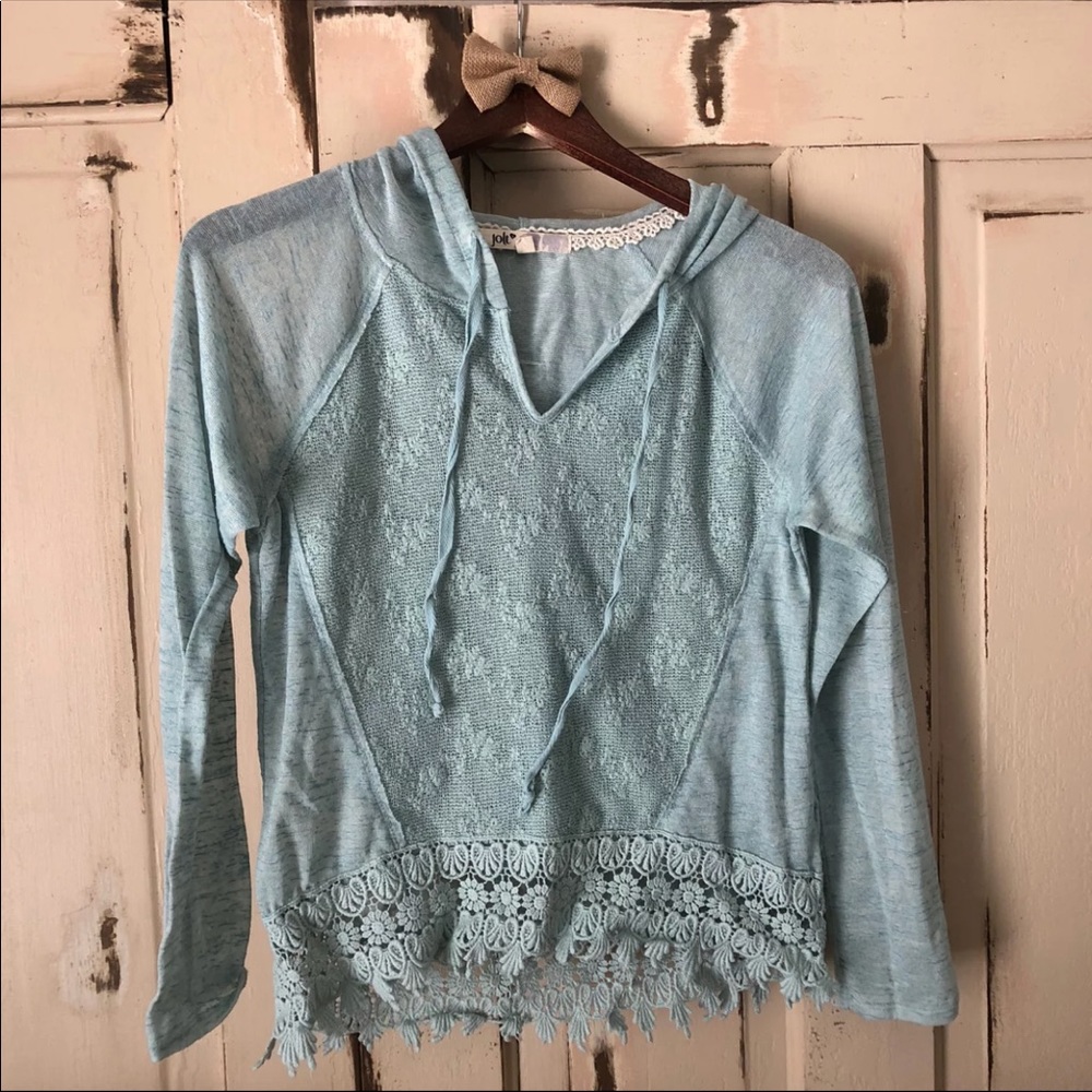 Small Lightweight Jolt Hooded Sweater